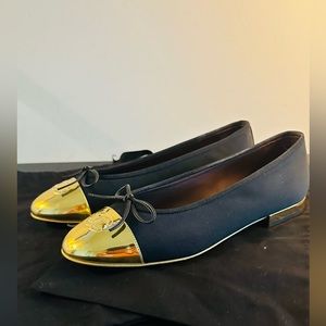 CHANEL BLACK GROSGRAIN WITH GOLD LAMINATED CALFSKIN CAPTOE BALLERINA FLATS